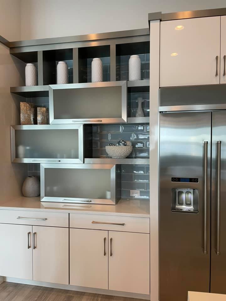 Simply Closets and Cabinets