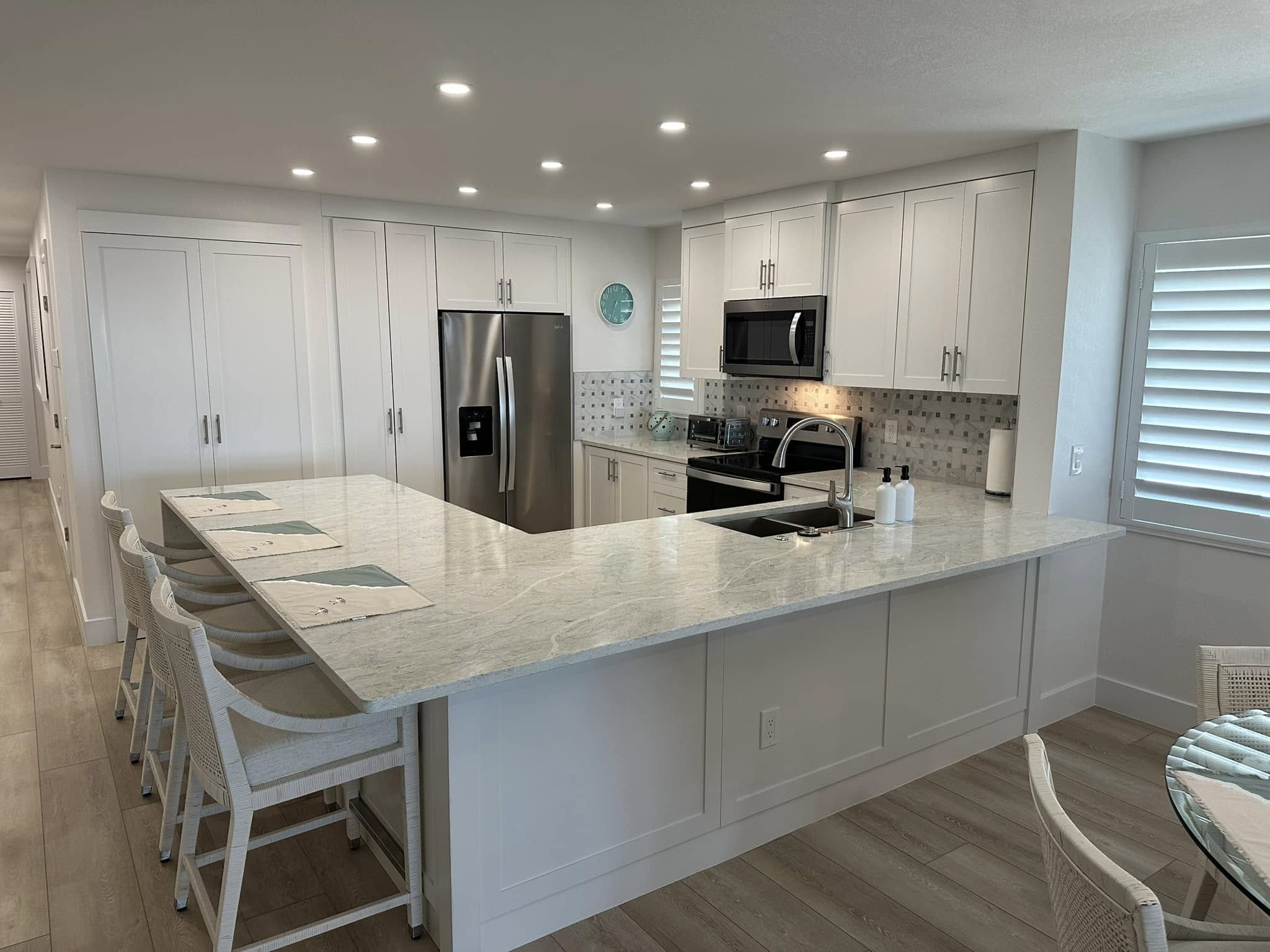 Simply Closets and Cabinets