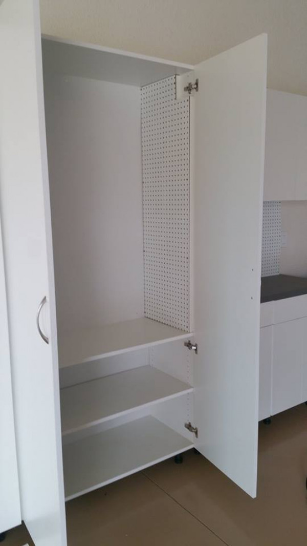 Simply Closets and Cabinets
