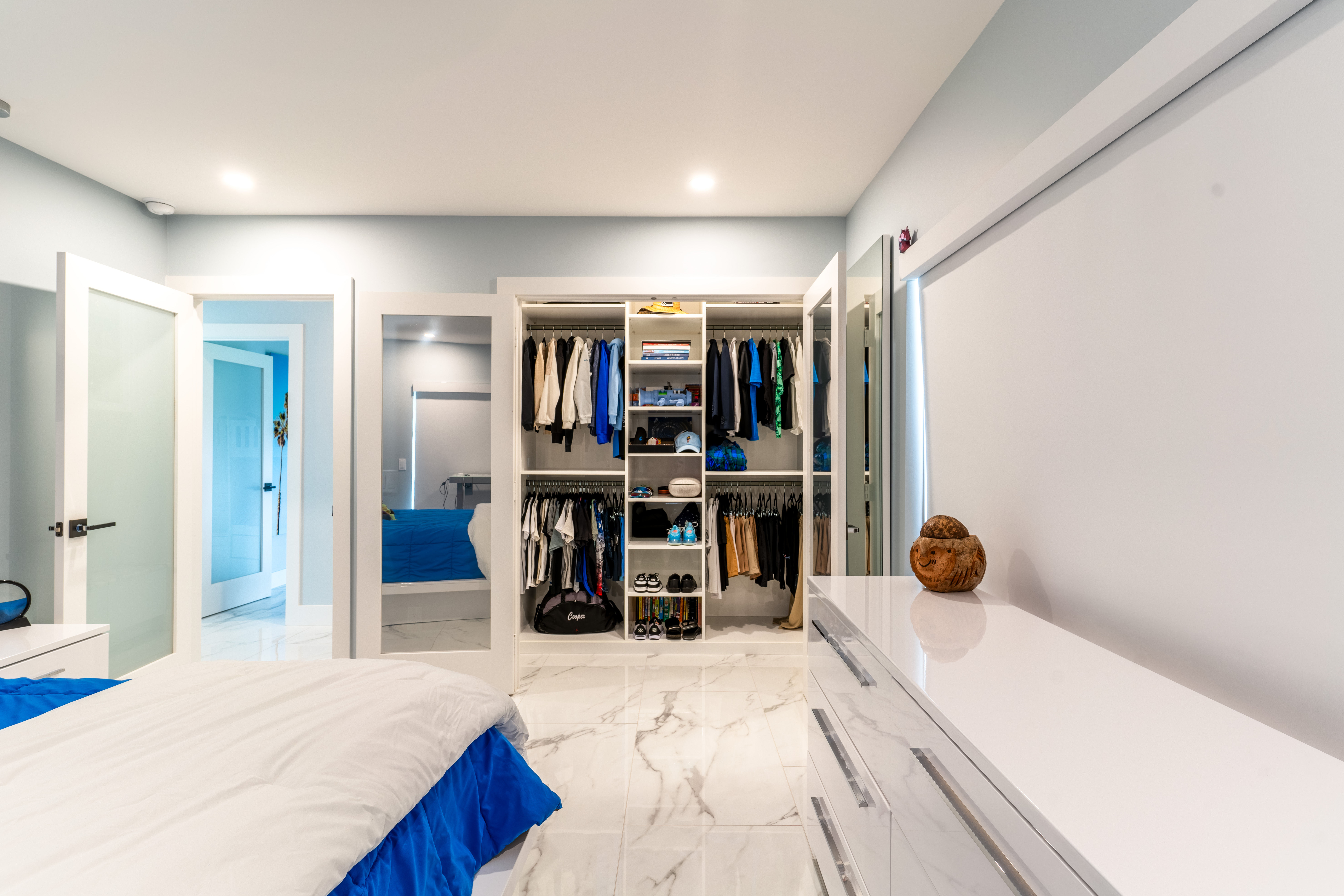 Simply Closets and Cabinets
