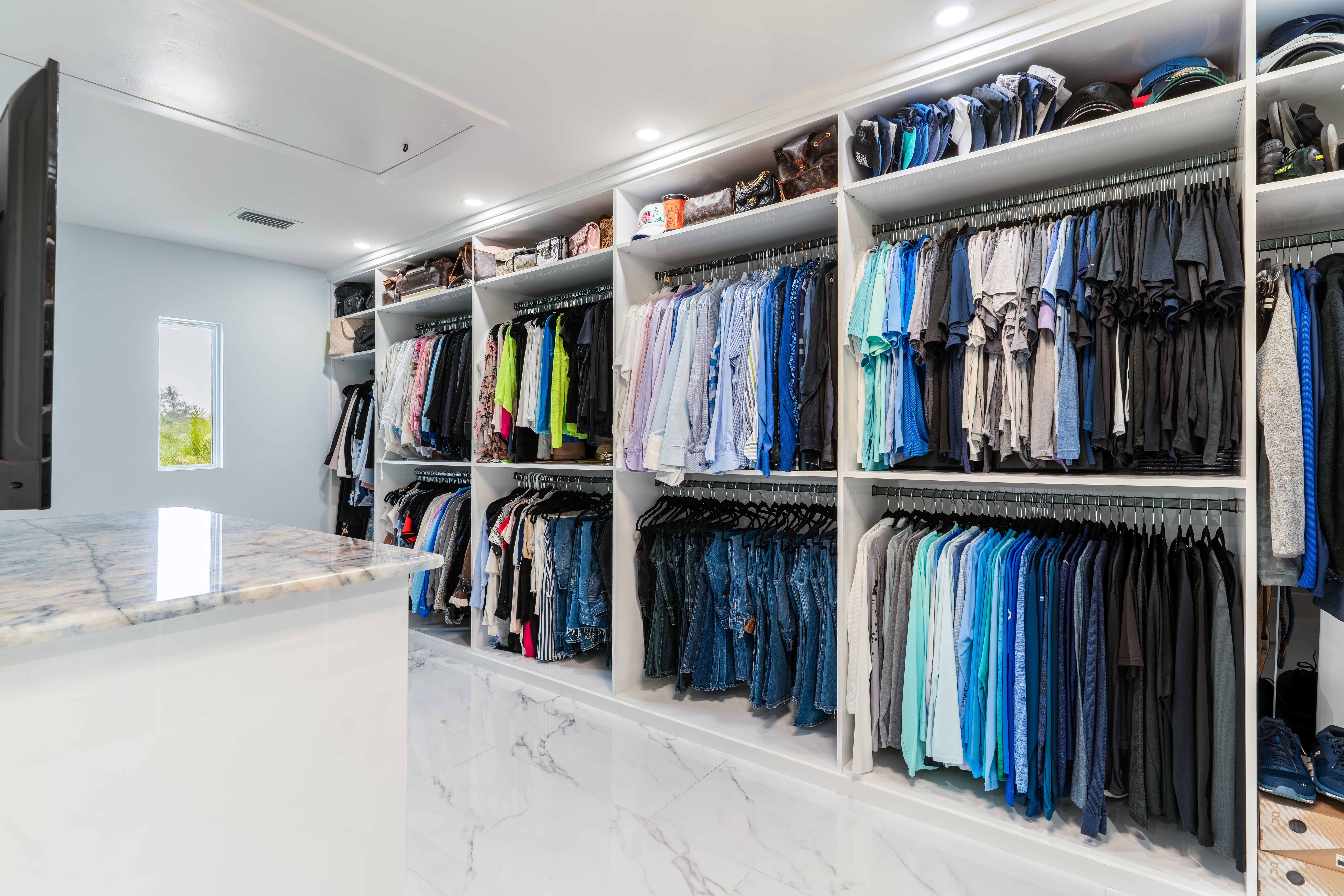 Simply Closets and Cabinets